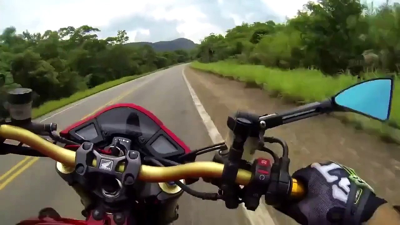 バイクツアー 海外
