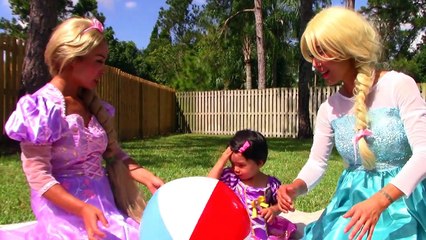 Baby Rapunzel Sick! w/ Rapunzel, Frozen Elsa, Spiderman, Doctor, bad baby