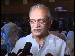 Manoj: '50 years hence, statues will be made of...SUNIDHI CHAUHAN!'