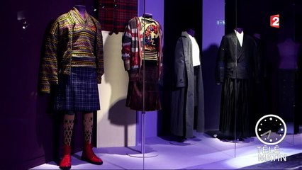 Mode - « Tenue correcte exigée » aux Arts Décoratifs