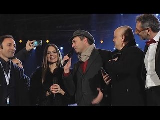 Napoli - Capodanno, 500mila persone festeggiano l'arrivo del 2017 (02.01.17)