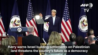Kerry warns Israel settlements threaten democracy