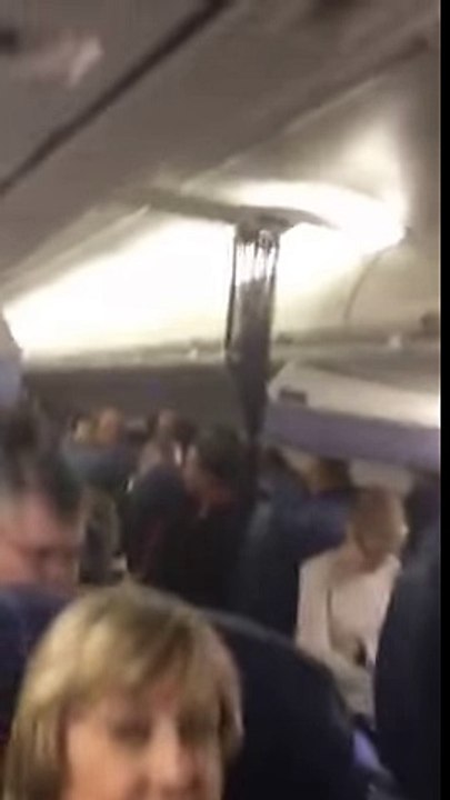 Couple Gets Arrested on Delta Flight From Minneapolis to Los Angeles