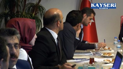 BÜYÜKŞEHİR'DE KOCASİNAN ZİRVESİ