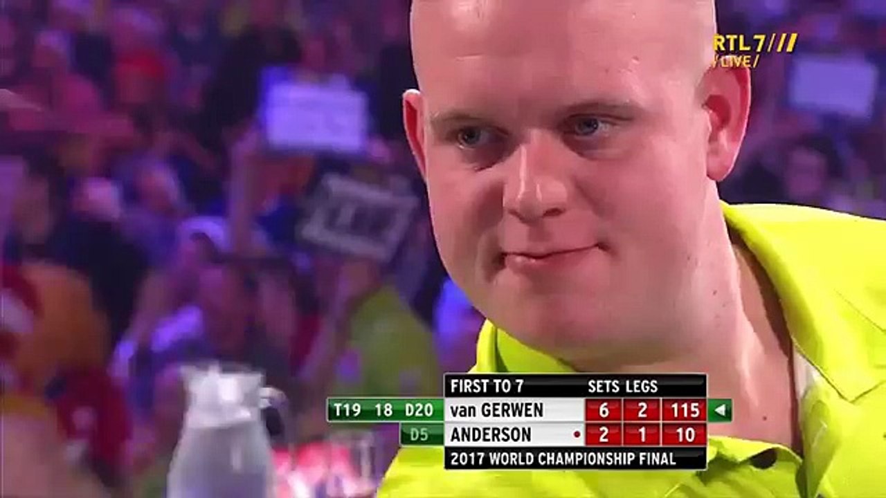 guy steals a trophy on live darts show