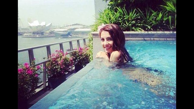 Boxer Amir Khan wife Faryal Makhdoom Pictures