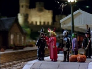 12 Scaredy Engines (Alec Baldwin US)