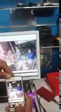 لحظة ذبح صاحب محل خمور مسيحي في الاسكندرية