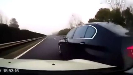 Road rage entre une BMW et une Mini Cooper