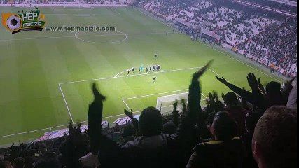 Download Video: Beşiktaş-Bursaspor Maç Sonu Üçlü ve Bursaspor Taraftarı | www.hepmacizle.com