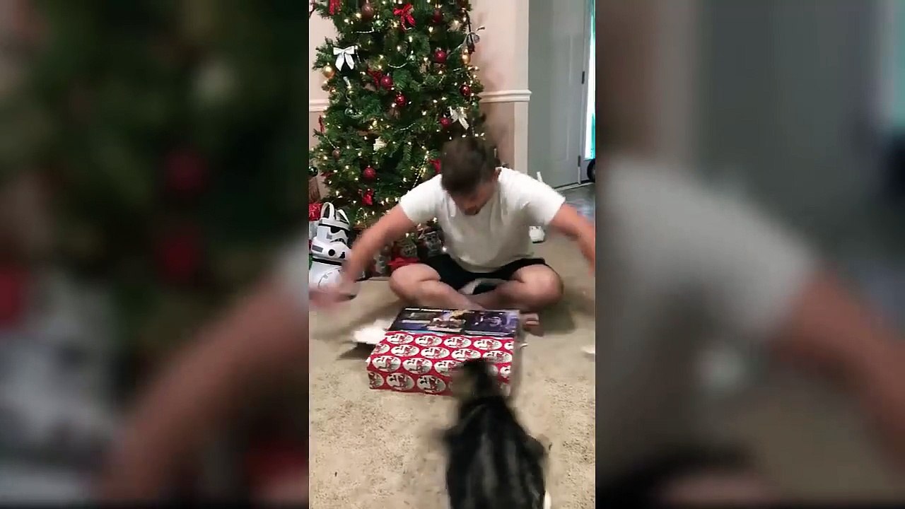 Bio je presretan što je na poklon dobio PLAYSTATION, ali onda se događa nešto sasvim NEOČEKIVANO!