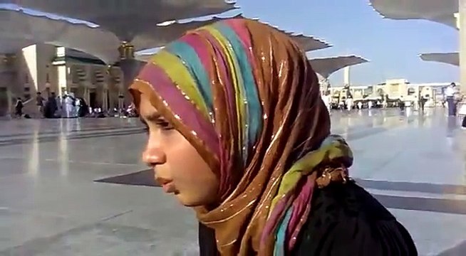 Bhardo Jholi Meri by Aqsa Abdul Haq NAAT E RASOOL (SAW) IN FRONT OF GUMBAD E KHAZRA IN MADINA(1)