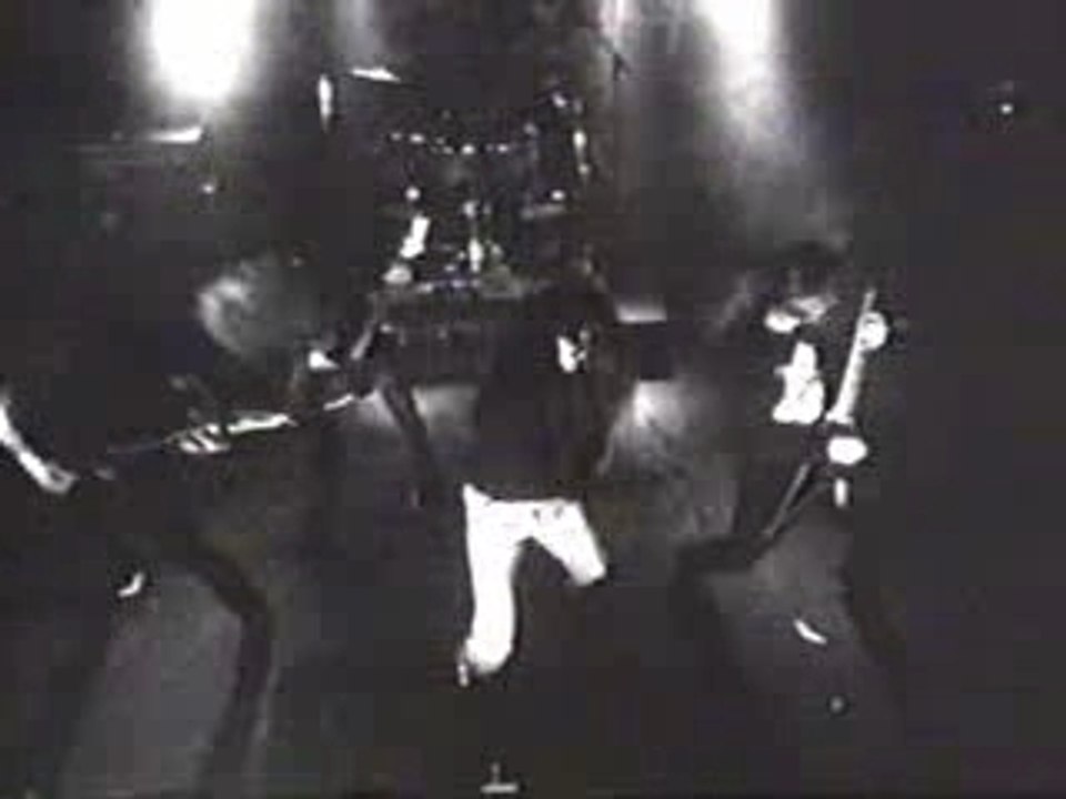 Cannibal Corpse - Staring Through The Eyes Of The Dead