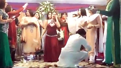 Dancer new mast hot live Mujra 2017