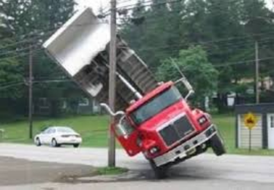 big truck Crash Fail Compilation August 2016