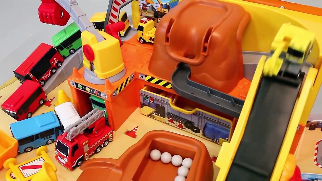 Tayo the Little Bus Crane Garage Play Doh Toy Surprise Learn Numbers Colors YouTube