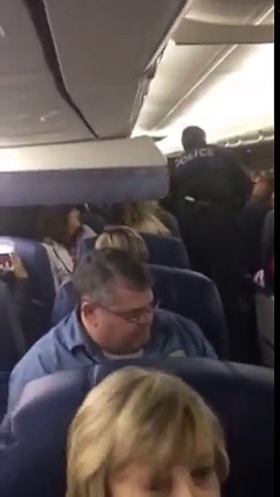 Couple gets arrested on Delta flight from Minneapolis to Los Angeles