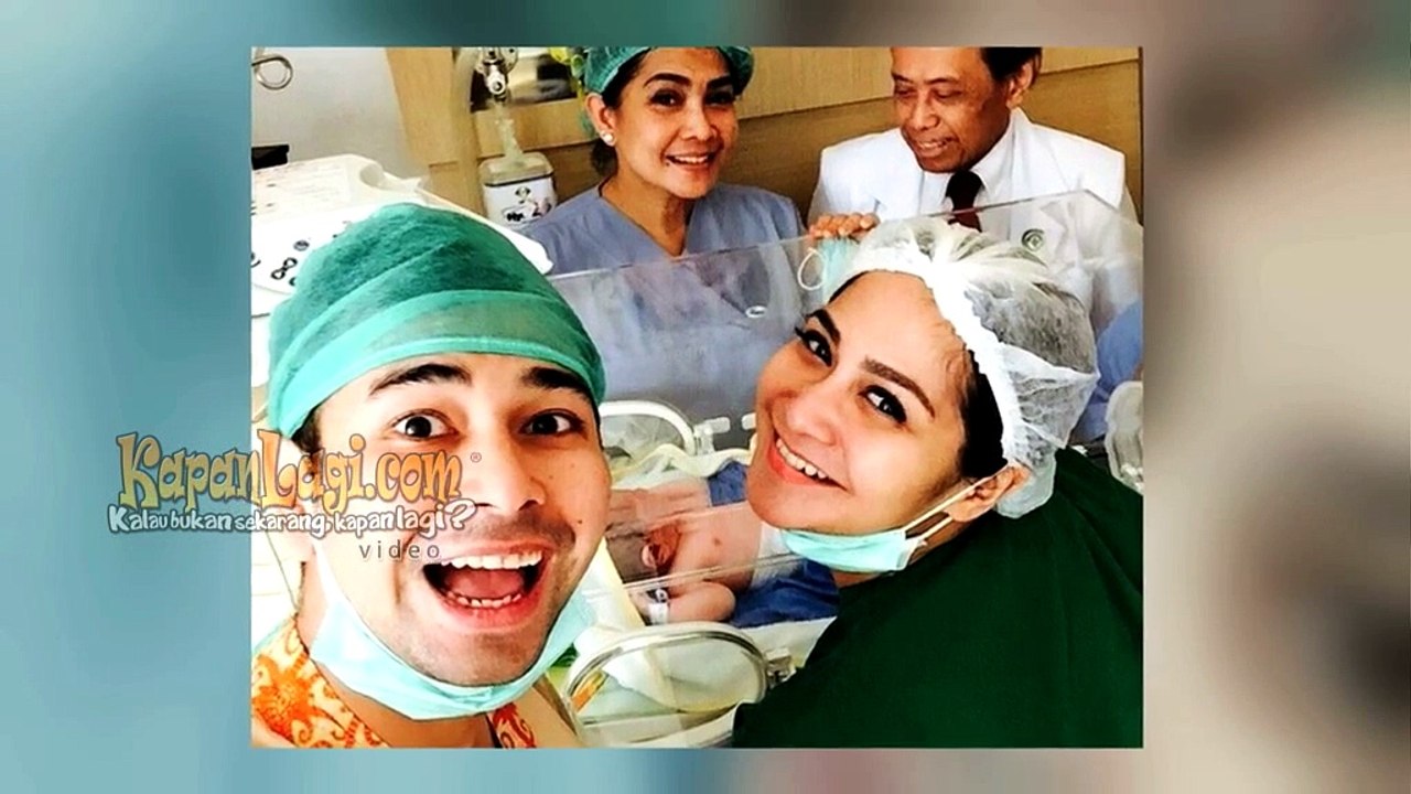 Aaat Nagita dan Raffi  Gendong Baby Rafathar