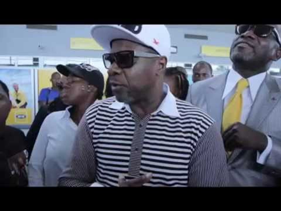 EXTRAIT DU SEJOUR DE PAPA WEMBA A ABIDJAN
