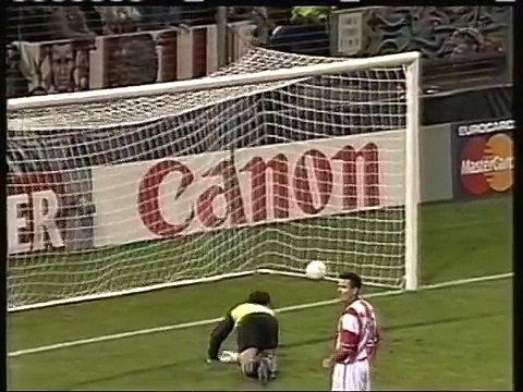21.09.1999 - 1999-2000 UEFA Champions League Group F Matchday 2 PSV Eindhoven 1-1 Valencia CF