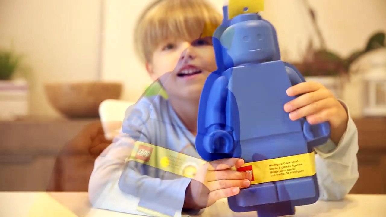 Gummy Lego Fun Man Big and Green almost a Toy - How to Make It-BMz4CwnMzK8