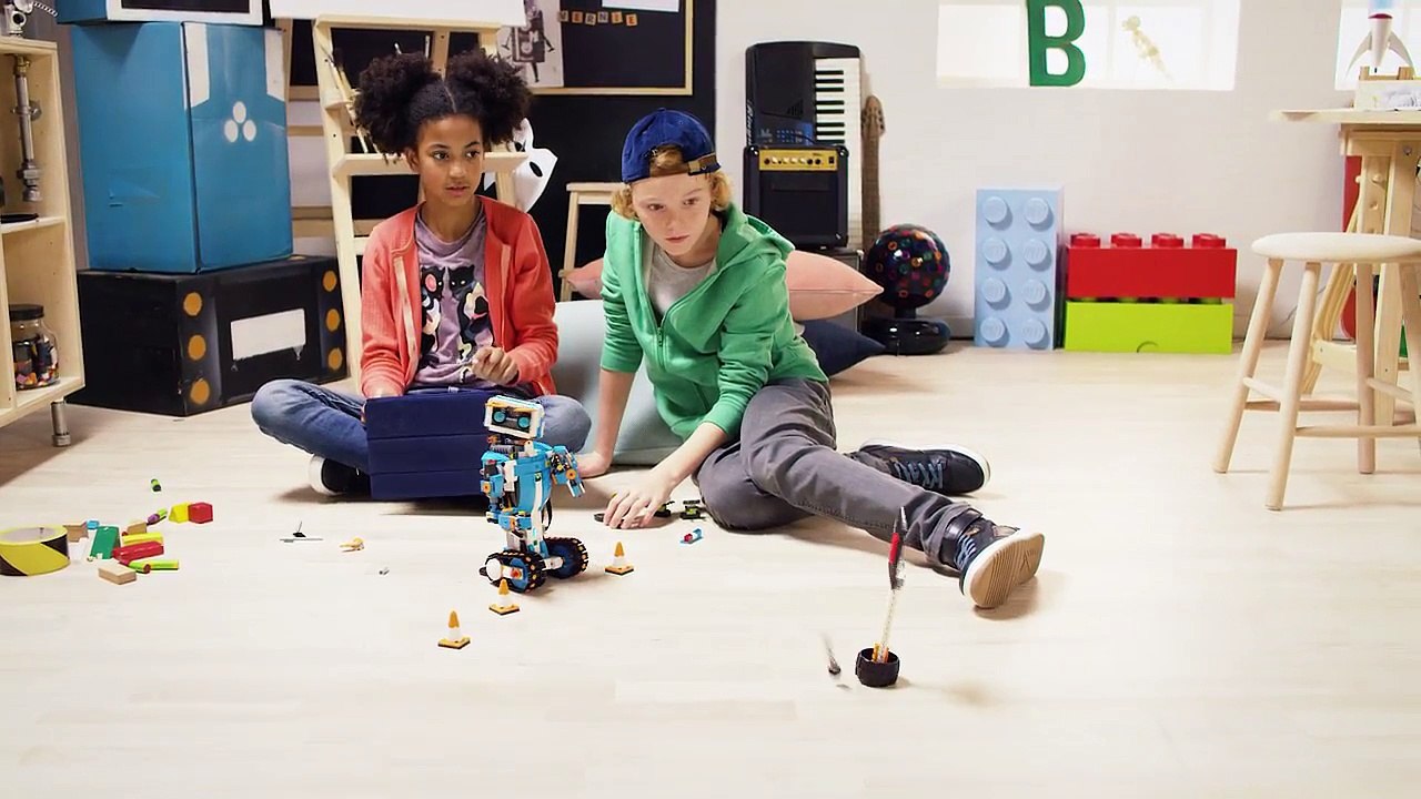 LEGO Boost (2017)