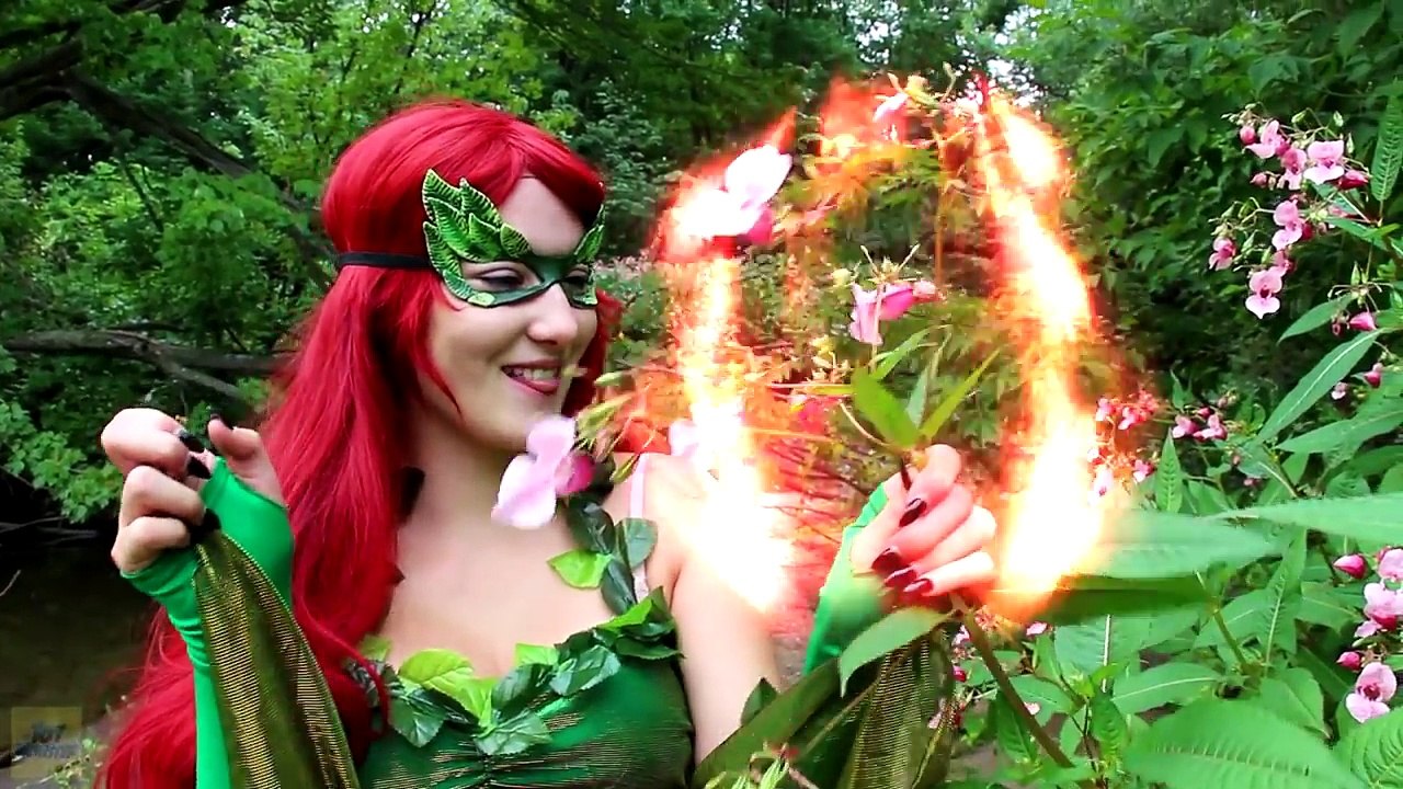 Frozen Elsa's POOL UNICORN! w_ Spiderman Pink Spidergirl Joker Princess Anna Batman Superhero Fun-5pVzYRXPrHg