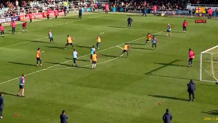 Reins cassés pour Umtiti, double petit pont: Messi régale à l'entraînement