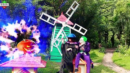 Spiderman and Elsa Halloween Pumpkin Witch and Joker Police Superheroes real life