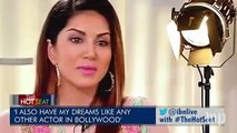 Former porn star Sunny Leone finds support in India