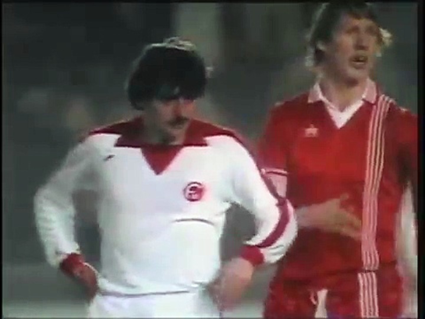 18.10.1978 - 1978-1979 UEFA Cup Winners' Cup 2nd Round 1st Leg ...