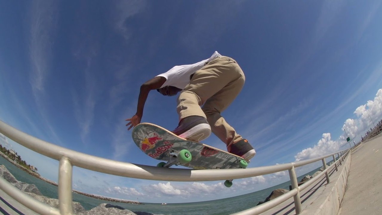 Zion Wright, at Home on Planet Jupiter | Let's Get It Wright E1