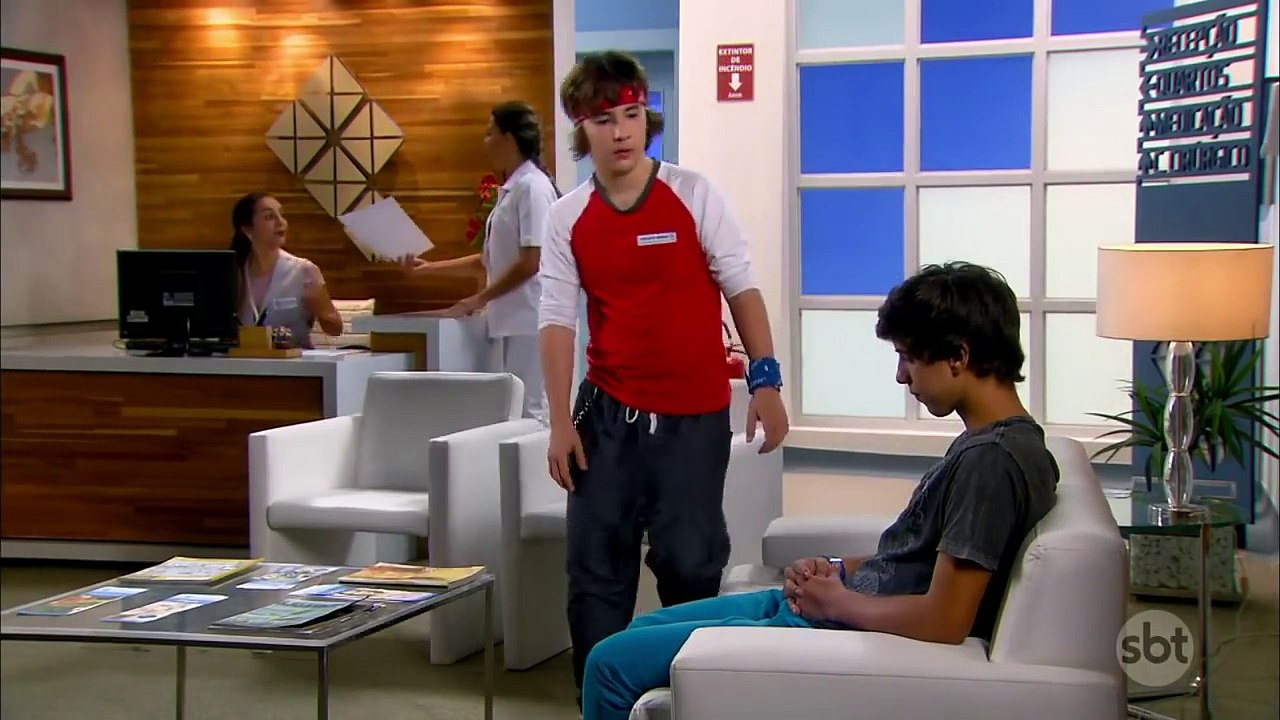 OMAR DESCOBRE QUE SUA MÃE TEM CÂNCER