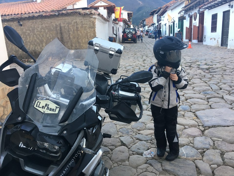 Shawn and Hailey Do Colombia