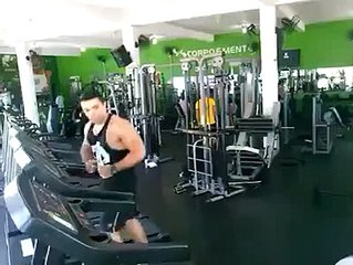 Baş Döndüren Kadın...