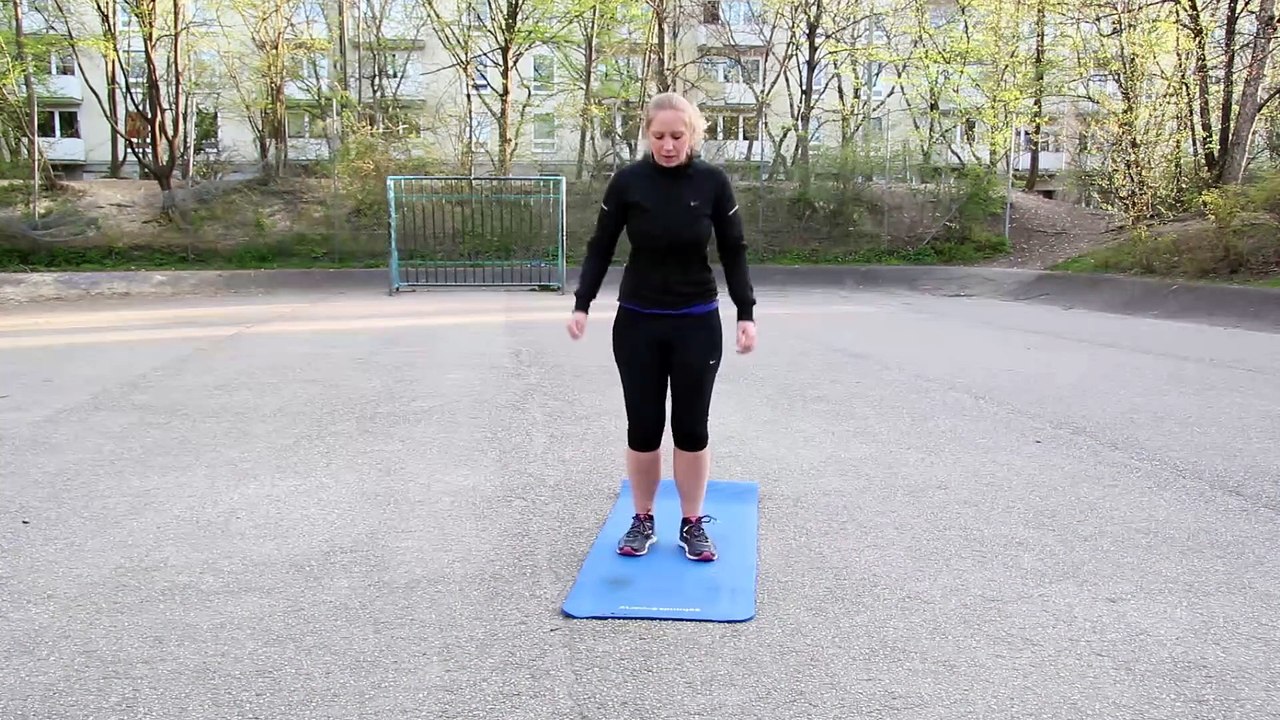 Summer body transformation  30 min fat burning workouts for women with Freeletics