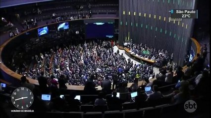 Relembre as confusões dos políticos no Congresso Nacional