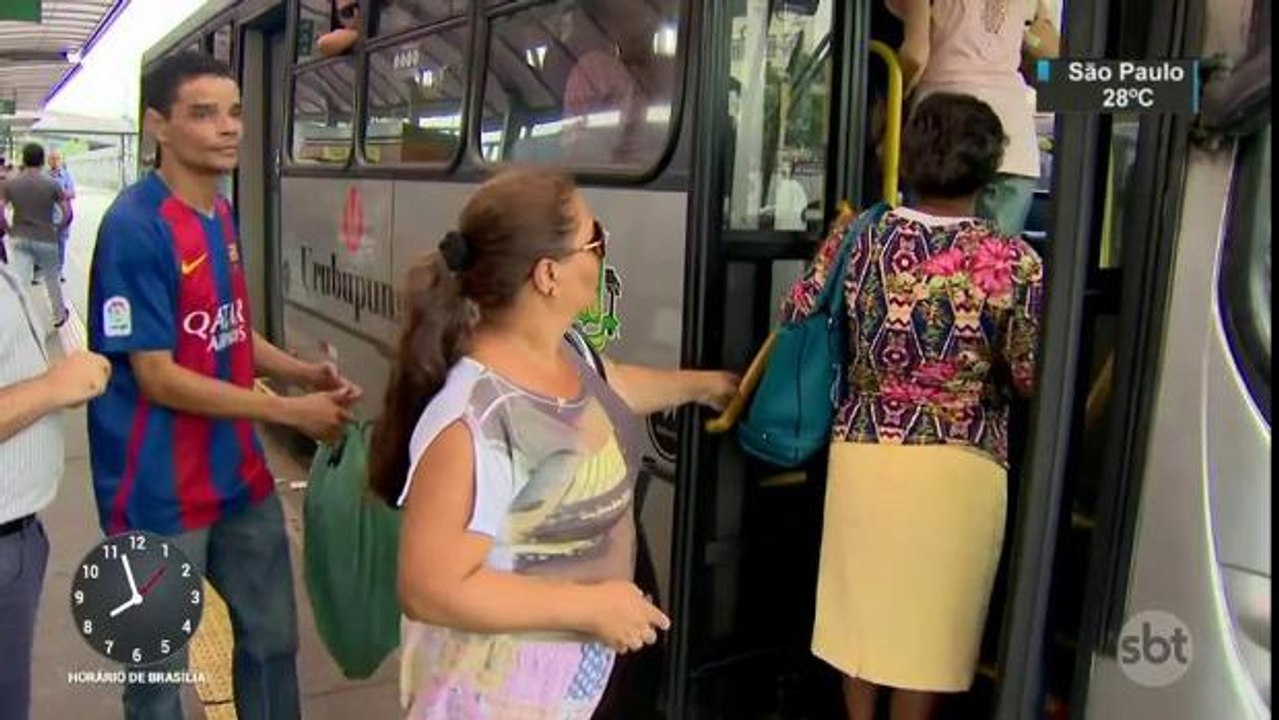 Reajuste de passagens assusta usuários de ônibus na Grande SP