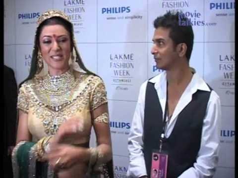 Sushmita Sen on Lakme Fashion Week