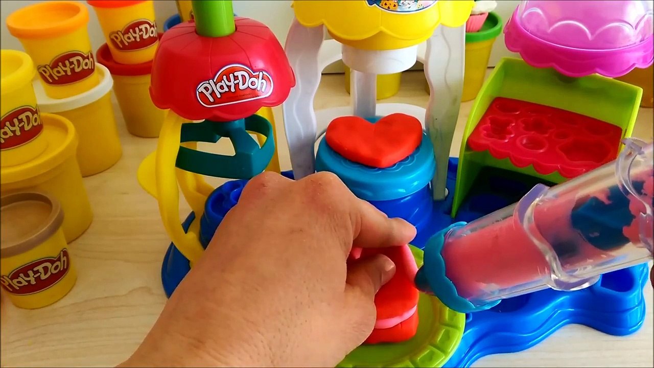 Play Doh - Fun Playset Sweet Shoppe Playdough Cupcake Cake Toys