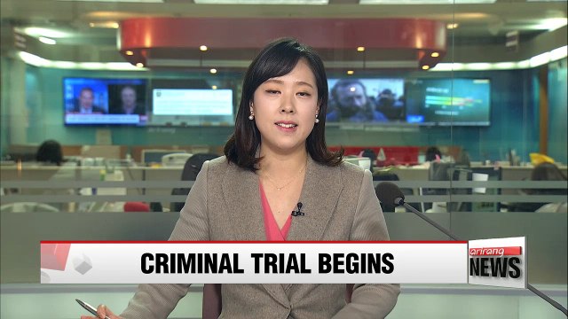 Choi Soon-sil, two ex-presidential aides appear as criminal trial begins