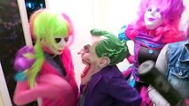 PPAP Superhero Superstars Pen Pineapple Apple Pen Spiderman vs Venom Joker Batman Joker Girl