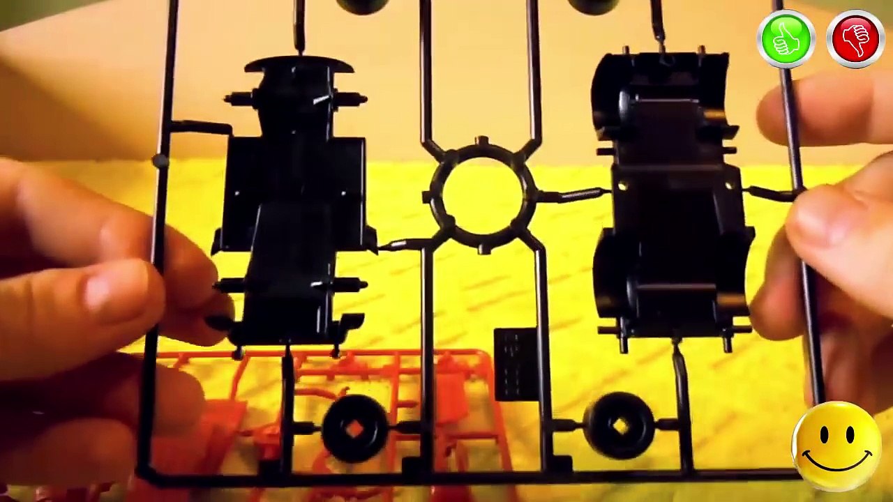 CARS FOR KIDS: Lightning Mcqueen Model Kit Zvezda, Car from Disney Pixar Cartoon Cars Toys