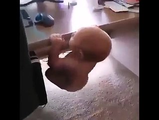 Clip Vận động viên thể dục của tương lai đây -  Đáng yêu quá đi...!