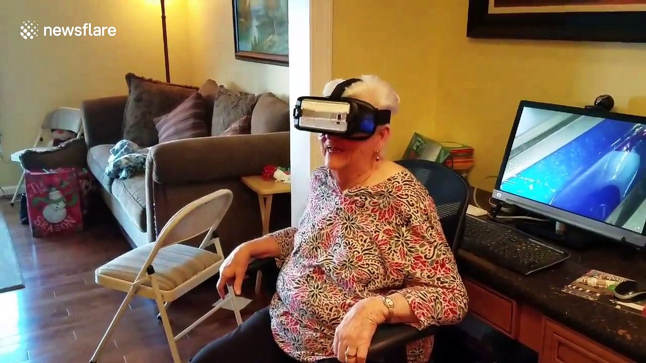 Grandmother, 84, experiences virtual reality fo...