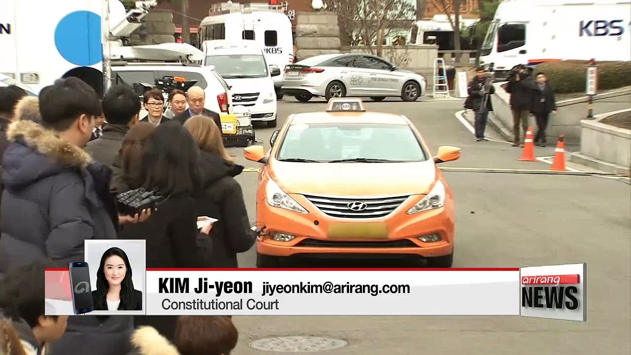 Constitutional Court holds second hearing in president's impeachment trial