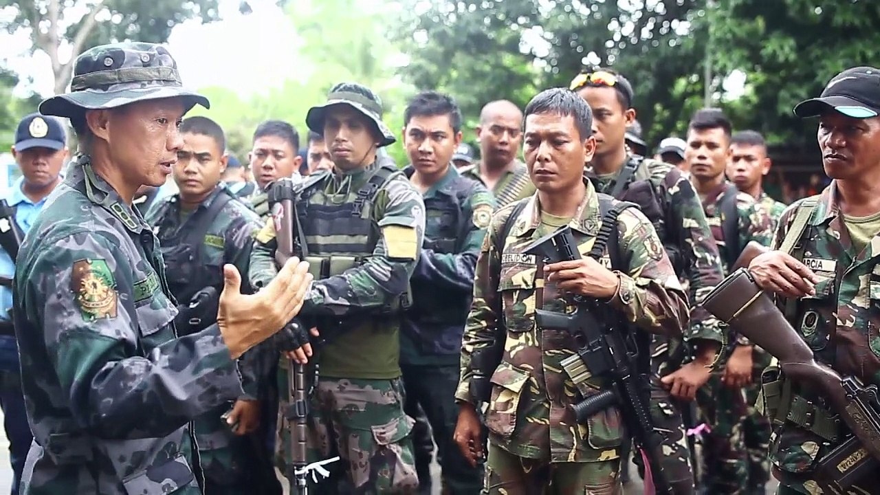 110 inmates on run after Philippines' biggest jailbreak
