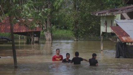 Asciende a 23.000 el número de evacuados en Malasia por las inundaciones