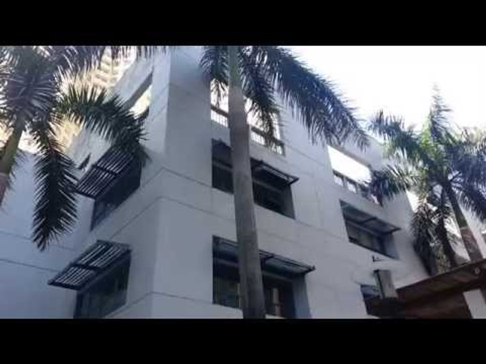 ★ School building walkthrough!