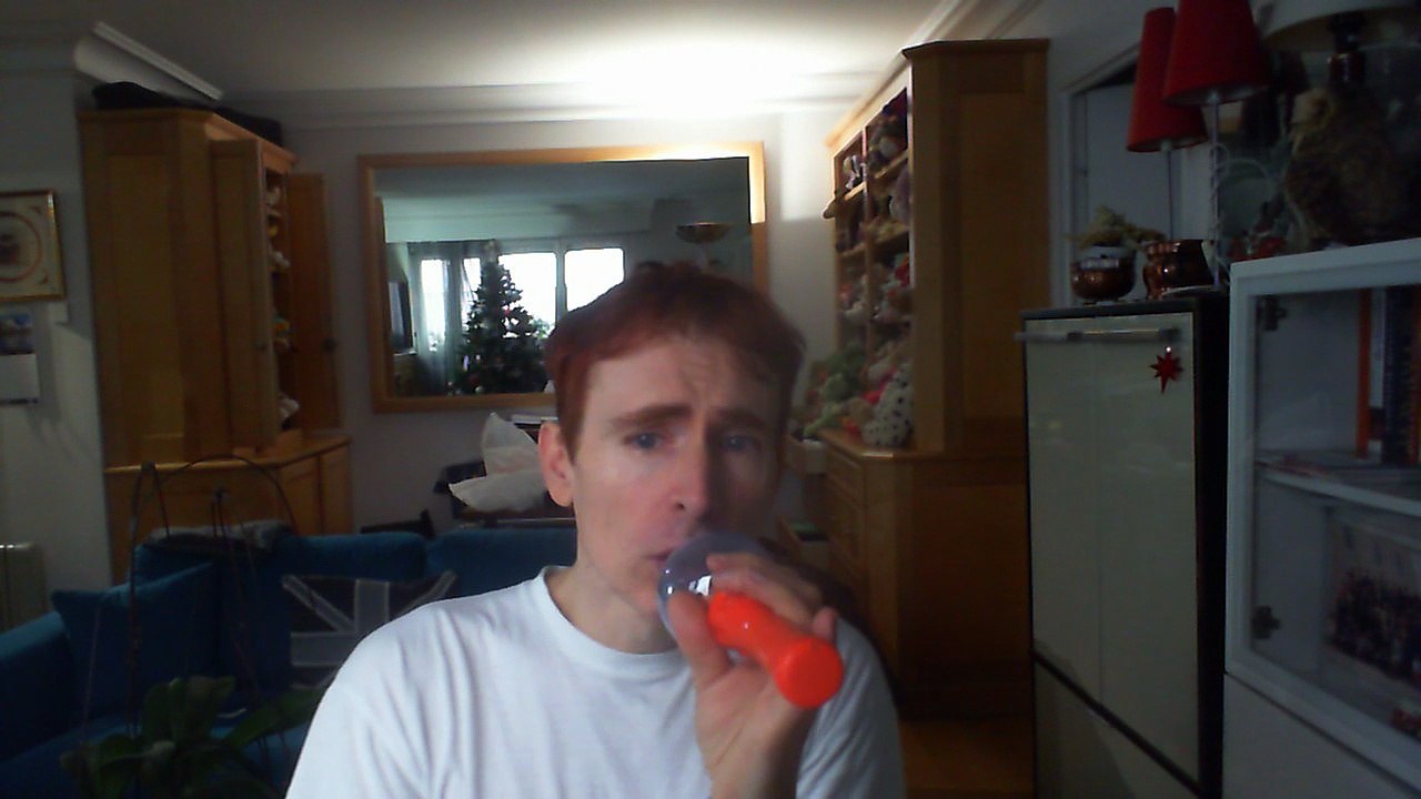 Wiwi égratigne "lonely teardrops" de Jackie Wilson